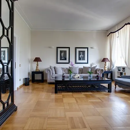 Appartement Kometa & *